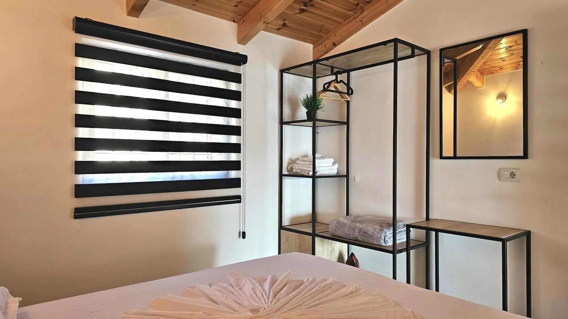Villa Arta Apartments Sarandë