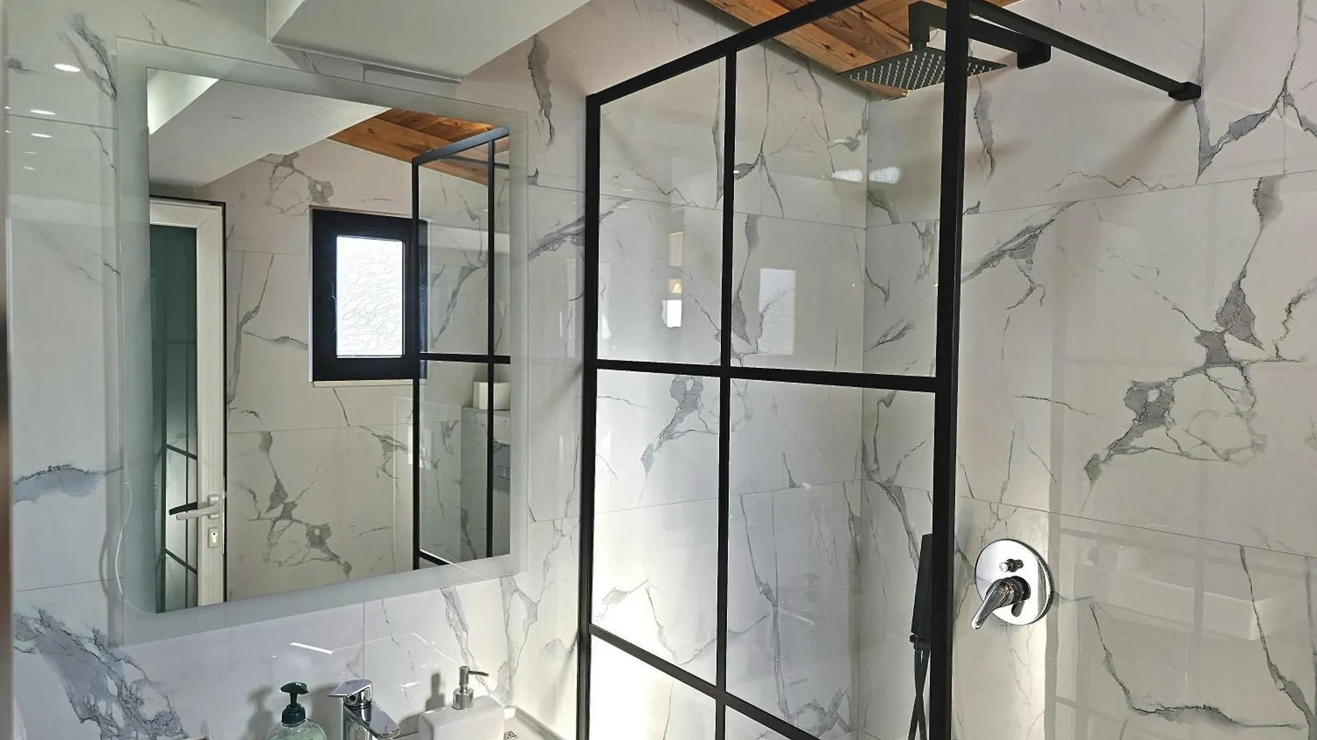 Villa Arta Apartments Sarandë