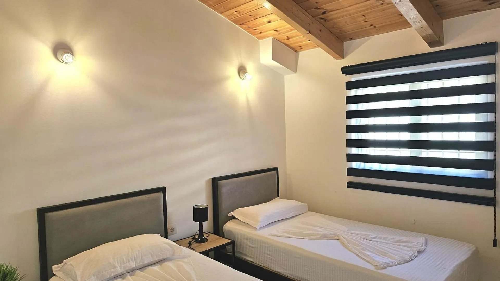 Villa Arta Apartments Sarandë