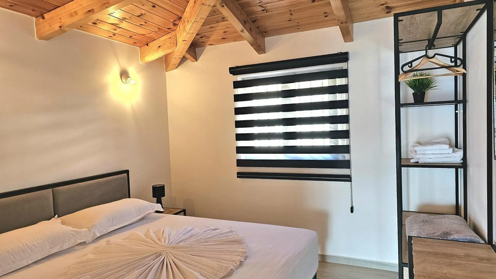 Villa Arta Apartments Sarandë
